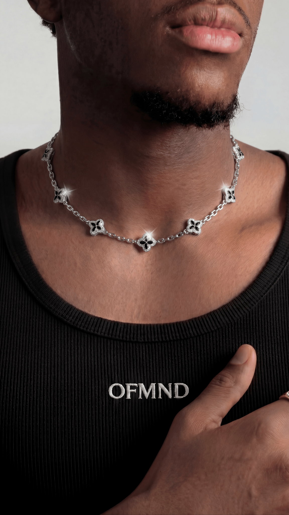 Collana infinity clover - OFMND