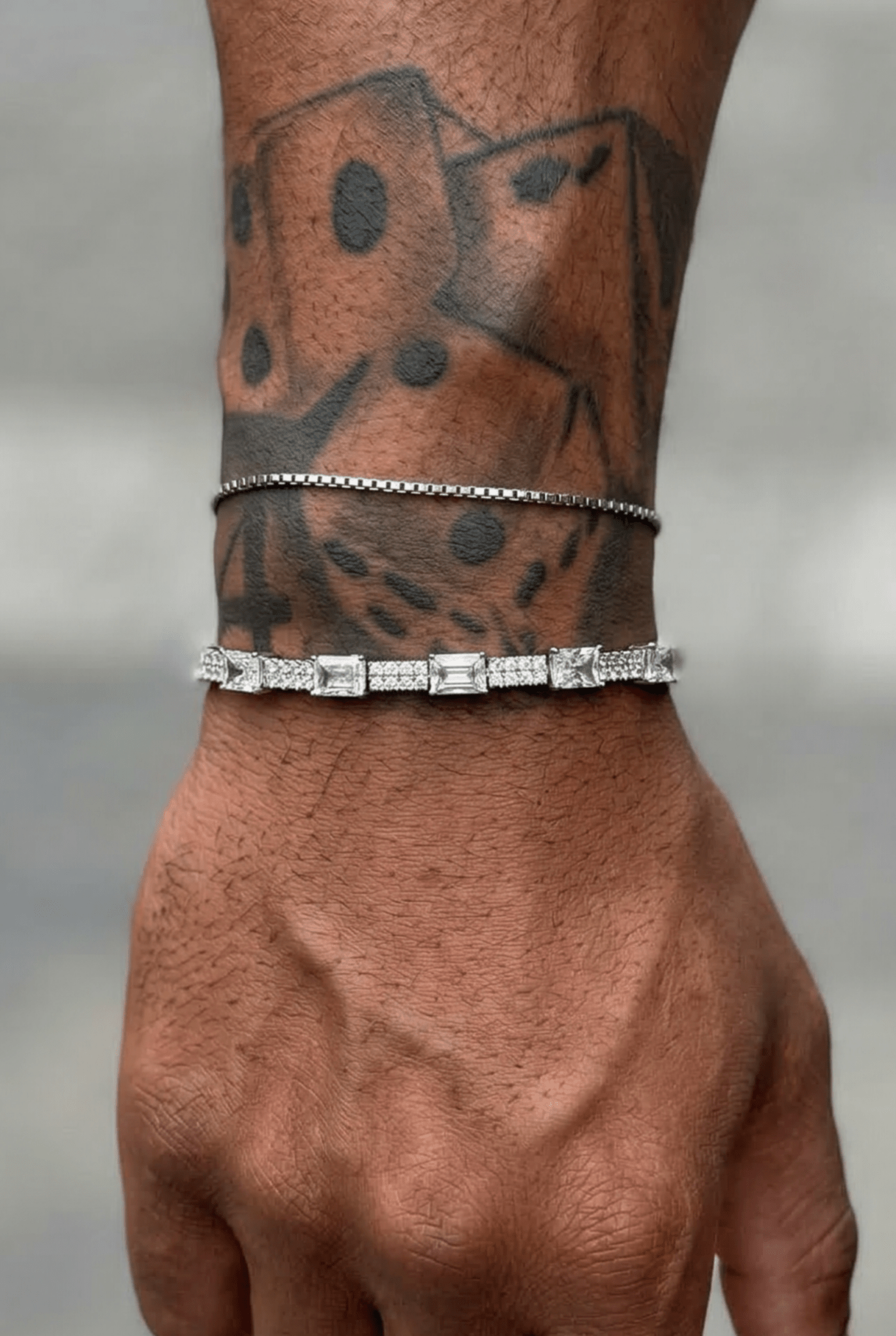 Tennis ' full diamond ' - OFMND